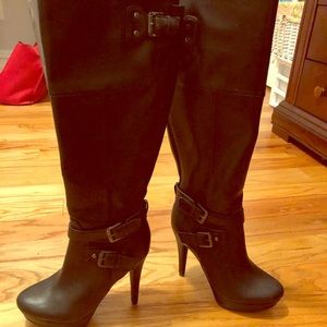 G by Guess Desra Platform Boot